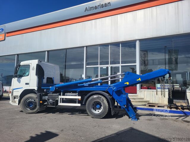 Camion Portacontenedores Volvo FM D380