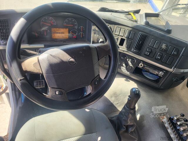 Camion Portacontenedores Volvo FM D380