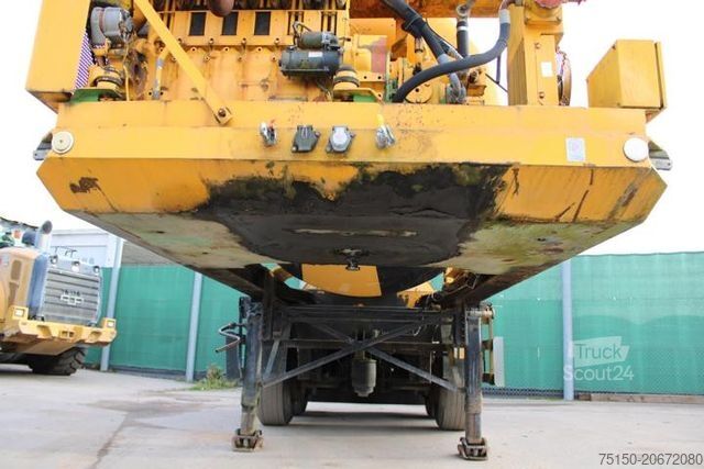 Oplegger  BETON LIEBHERR 10 m³ seperater Motor Nr: 023