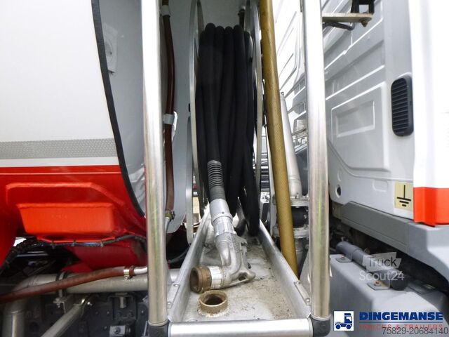 Tanker Mercedes Axor 1824 4x2 fuel tank 14.2 m3 / 4 comp