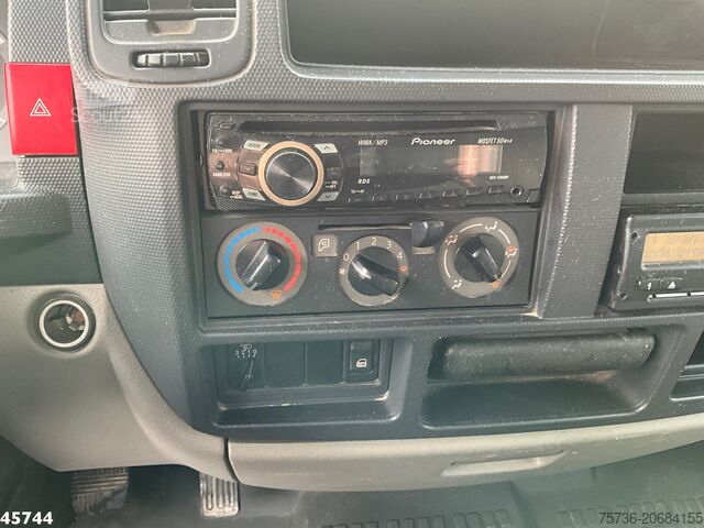 Skraldevogn Nissan Cabstar 45.14 kipper Manual Just 101.549 km!