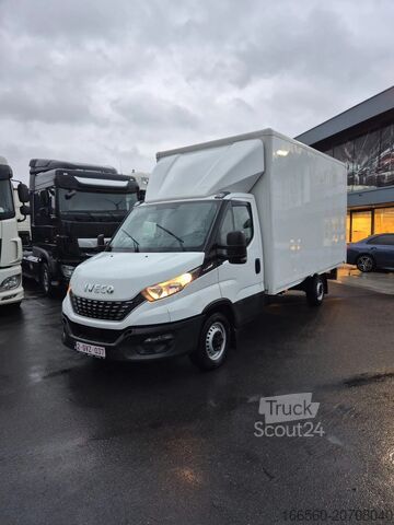 Camión caja Iveco DAILY 35 S 14 A8