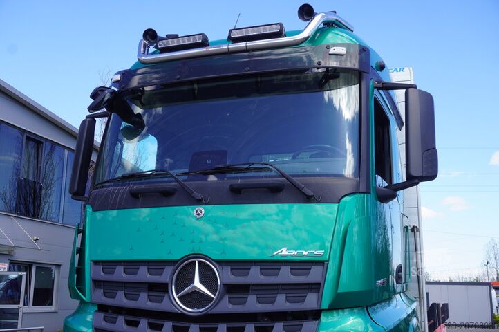 Платформа зі стійками Mercedes-Benz Arocs 3563 8 × 4 / 630 HP /steered axle