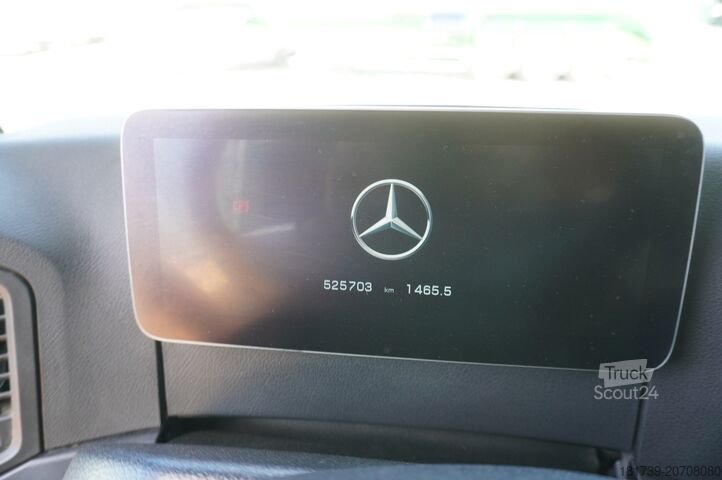 Платформа зі стійками Mercedes-Benz Arocs 3563 8 × 4 / 630 HP /steered axle