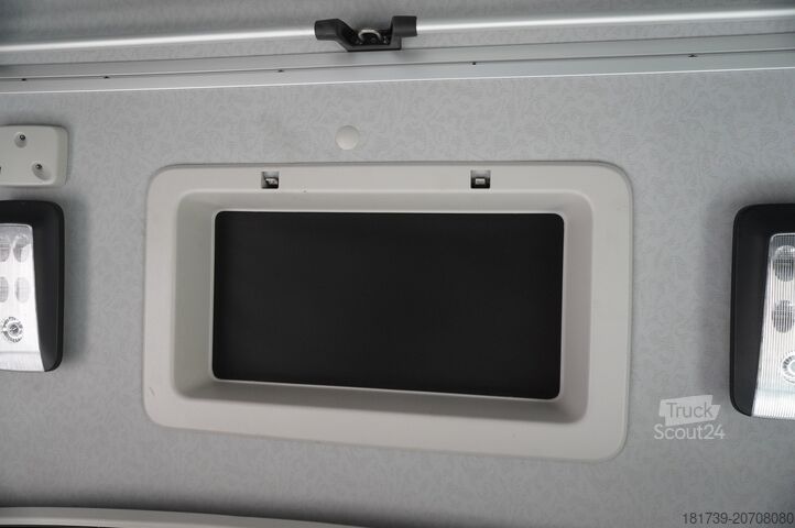 Платформа зі стійками Mercedes-Benz Arocs 3563 8 × 4 / 630 HP /steered axle