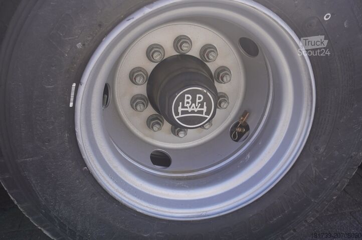 Traktör & YENİ alçak şasi dorse MAN TGX 28.510 6×2 / BRAND-NEW Kässbohrer LB