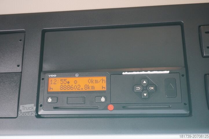 Tow truck Mercedes-Benz Actros 2542 / NEW tow truck / steered 3r