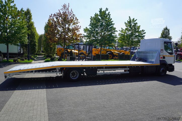 Kranaufbau Renault D12 / New galvanized tow truck superstru