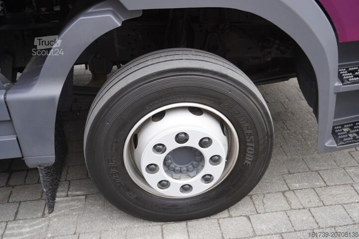 Tow truck Mercedes-Benz Atego 1224 / New galvanized tow truck