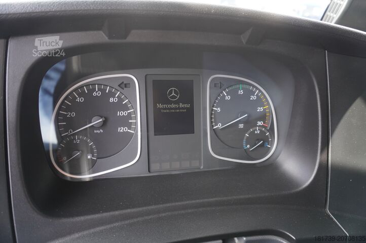 Tow truck Mercedes-Benz Atego 1224 / New galvanized tow truck