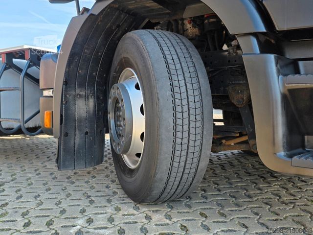 Tractor estándar IVECO Stralis 460 / ZF Intarder