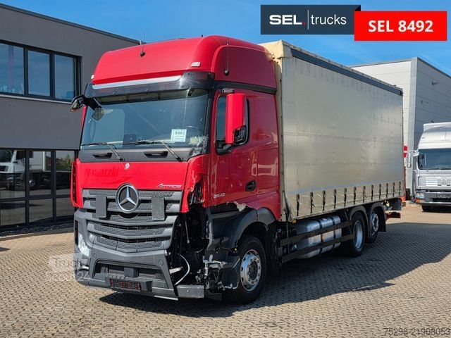Вантажівка з платформою і тентом MERCEDES-BENZ Actros 2542 /Retarder /Ldbw /Xenon/Standklima/TV
