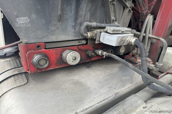 Damperli kamyon Volvo FH-500 10x4R SWS Moser+Liebherr / Swiss-Vehicle