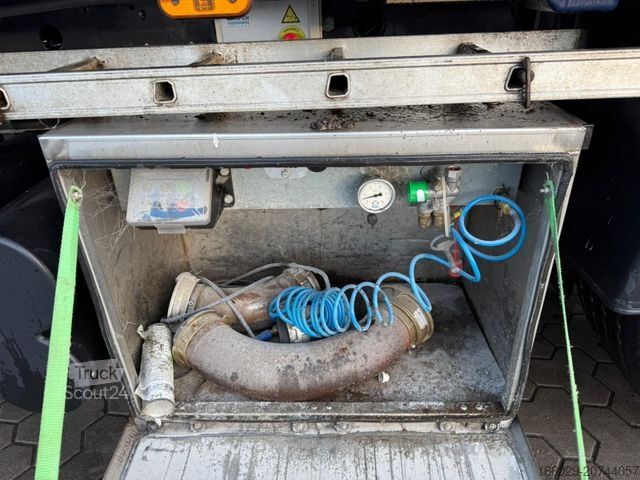 Naczepa z ruchomą podłogą KNAPEN K200 Schubboden 61m³ mit Zellenradschleuse Agrar