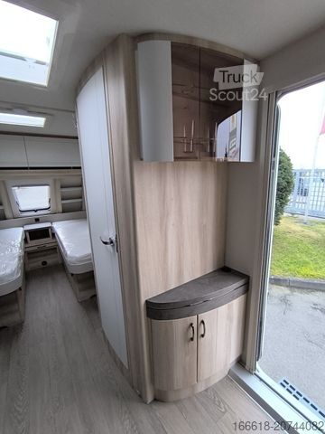 Przyczepa kempingowa HOBBY De Luxe 515 UHL Auflastung, Bettverbreiterung