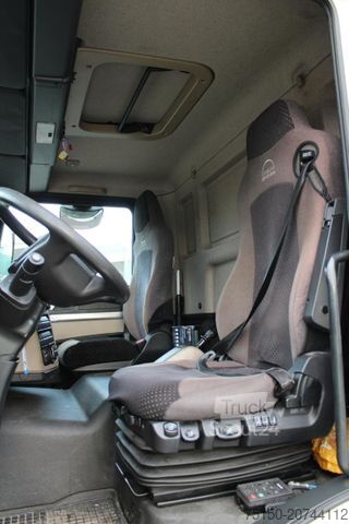 Autocarro con pianale e telone MAN TGM 18.320 4x2 BL Edscha/Stahltransporte Nr: 940