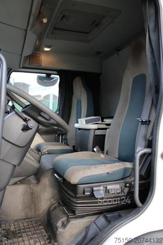 LKW mit Pritsche & Plane VOLVO FL 210 4x2 BL - Edscha fähig - Nr.: 451