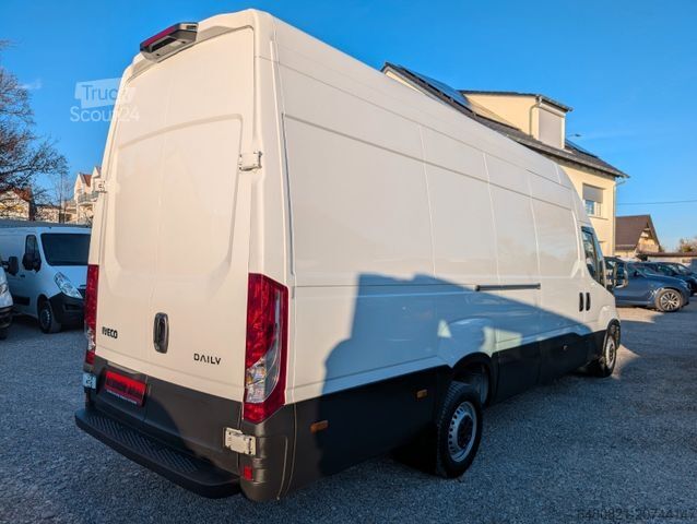 Dodávka s vysokou strechou IVECO DAILY 35S18V L4H3 *TOP ZUSTAND* *AUTOMATIK* XXXL