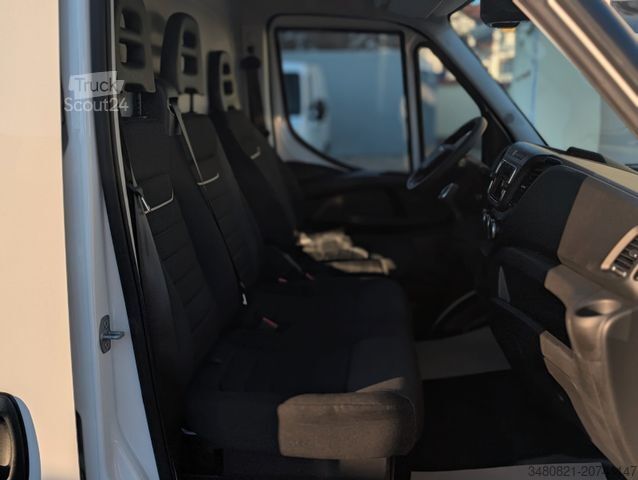 Dodávka s vysokou strechou IVECO DAILY 35S18V L4H3 *TOP ZUSTAND* *AUTOMATIK* XXXL