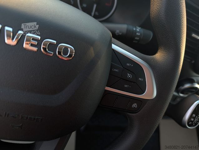 Dodávka s vysokou strechou IVECO DAILY 35S18V L4H3 *TOP ZUSTAND* *AUTOMATIK* XXXL