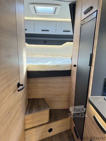 Polointegrovaný obytný vůz KNAUS L!VE WAVE 650 MG PLATINUM SELECTION LP 86.592 ¤