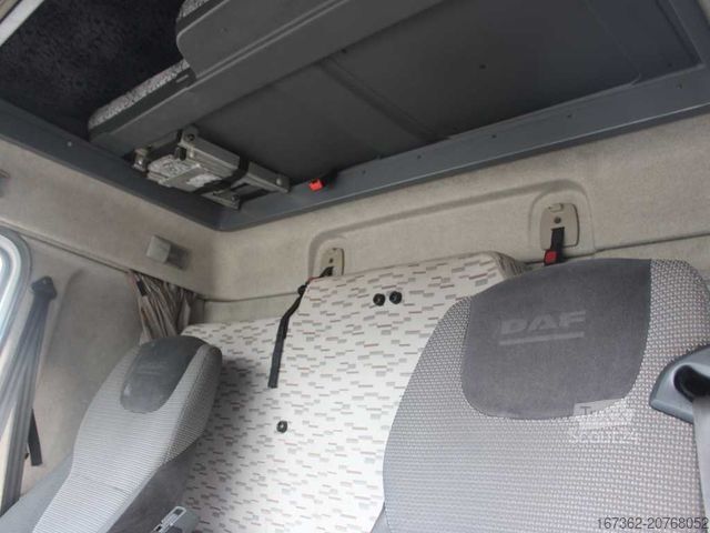 Platformas kravas automašīna ar tentu DAF LF 280 FA, SLEEPING CABIN, TRANSIT SET + PANAV