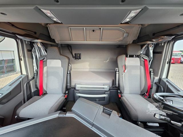 Standart çekici ünitesi RENAULT T520 / Kipphydraulik / Nebenabtrieb / 6E