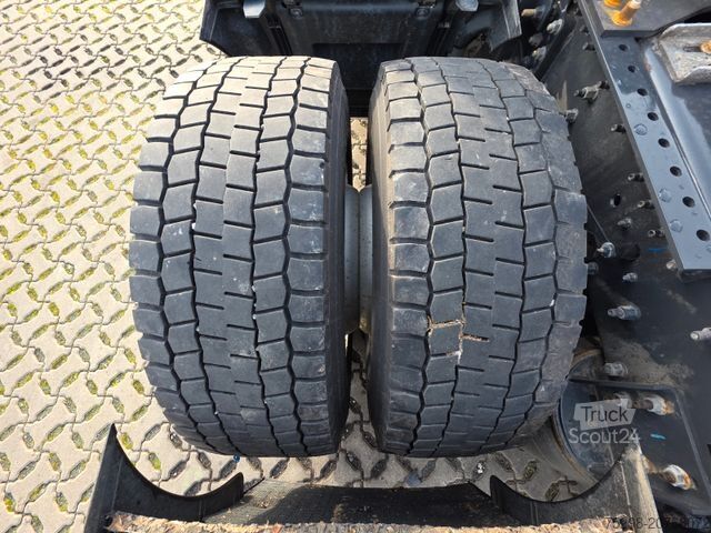 Standart çekici ünitesi RENAULT T520 / Kipphydraulik / Nebenabtrieb / 6E