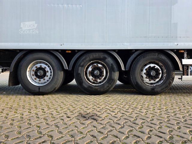 Ημιρυμουλκούμενο με κινούμενο δάπεδο KNAPEN K100