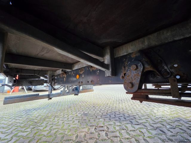 Camion con cassone intercambiabile IVECO Eurocargo 120E22 / Bootstransport