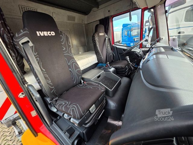 Camion con cassone intercambiabile IVECO Eurocargo 120E22 / Bootstransport