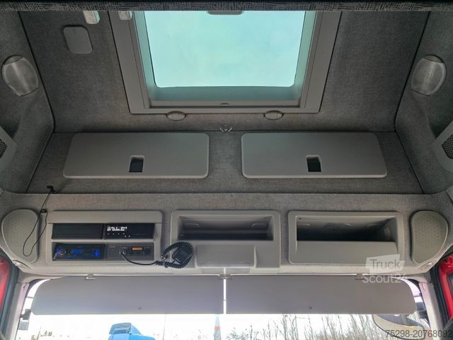 Camion con cassone intercambiabile IVECO Eurocargo 120E22 / Bootstransport