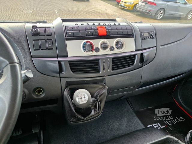 Camion con cassone intercambiabile IVECO Eurocargo 120E22 / Bootstransport