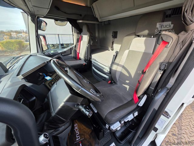 Standart çekici ünitesi RENAULT T520 / Kipphydraulik / Nebenabtrieb