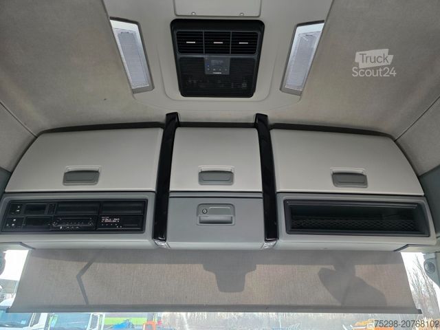 Standart çekici ünitesi RENAULT T520 / Kipphydraulik / Nebenabtrieb