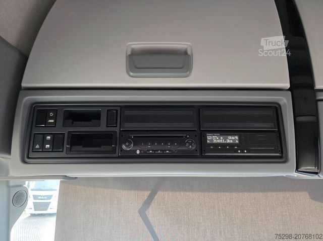 Standart çekici ünitesi RENAULT T520 / Kipphydraulik / Nebenabtrieb