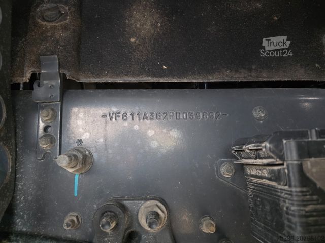 Standart çekici ünitesi RENAULT T520 / Kipphydraulik / Nebenabtrieb