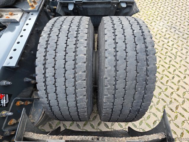 Standart çekici ünitesi RENAULT T520 / Kipphydraulik / Nebenabtrieb