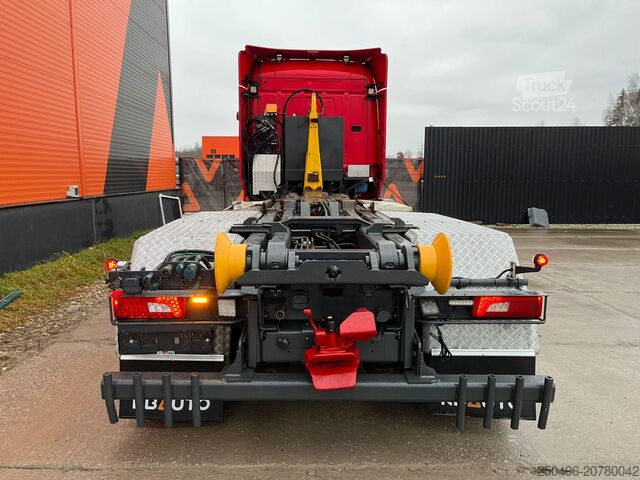 Āķa rokas sistēma Scania R 580 8x4 PALFINGER / L=5600 mm / RETARDER