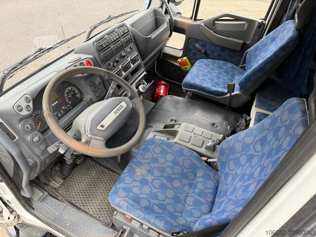 Maleta Iveco EUROCARGO 80E18 CLOSED BOX 6m00 x 2m49 x 2m37 -...