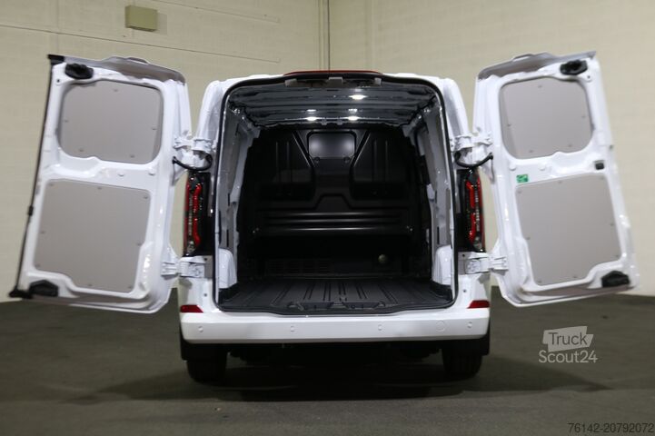 Fourgon tôlé Ford E-Transit Custom 340 L2 H1 Limited 65 kWh 218pk...