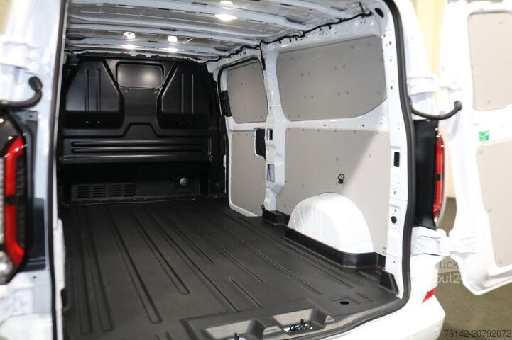 Fourgon tôlé Ford E-Transit Custom 340 L2 H1 Limited 65 kWh 218pk...