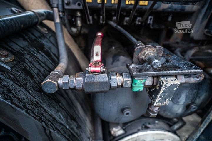 Basculantă cu macara MAN 33.422 DF + HIAB 220 C-5