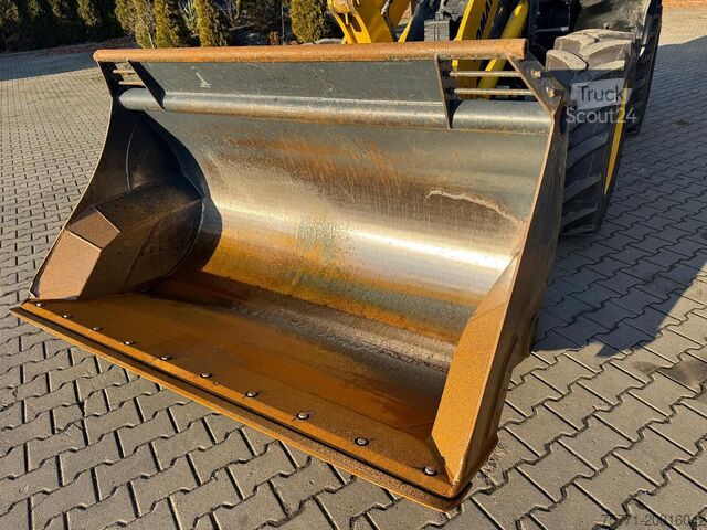 Chargeuse sur pneus Komatsu WA100M-8E0 ŁADOWARKA KOŁOWA