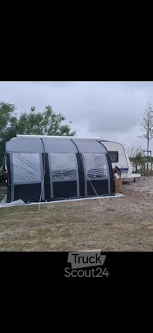 Caravane Hobby DE LUXE 540 UL