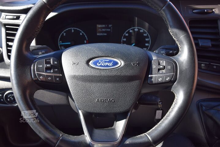 Pick-up skåpbil Ford Transit 350 Doka Allrad Klima AHK 1.Hand