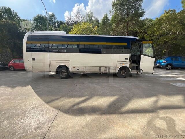 Túraautó Beulas Man Gianino