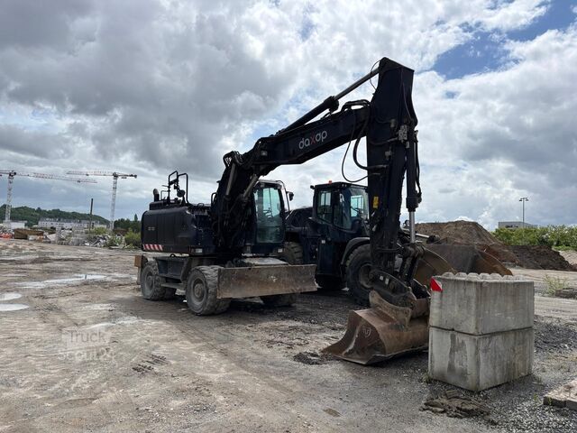 Wheeled Excavator Hitachi ZX170W-6 with 3 buckets