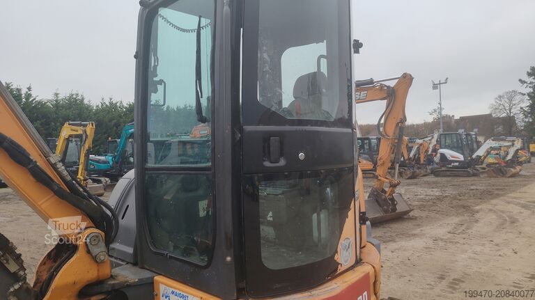 Mini Excavator < 7t Case CX50B with 3 excavator buckets