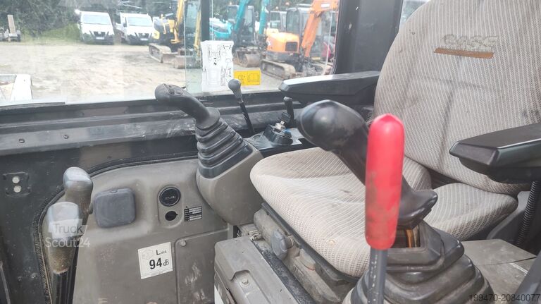 Mini Excavator < 7t Case CX50B with 3 excavator buckets